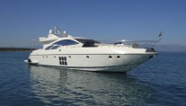 Yacht�RENA N